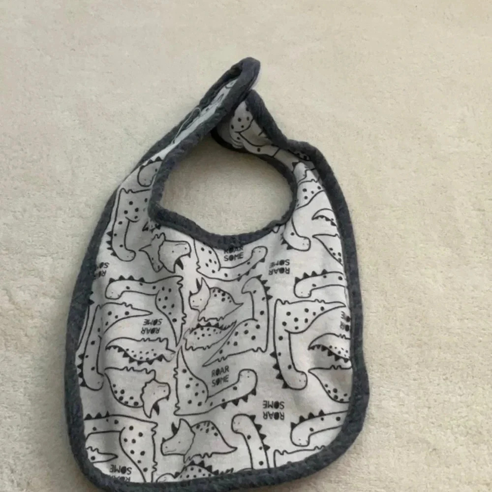 Bibs - Picture 9 of 11